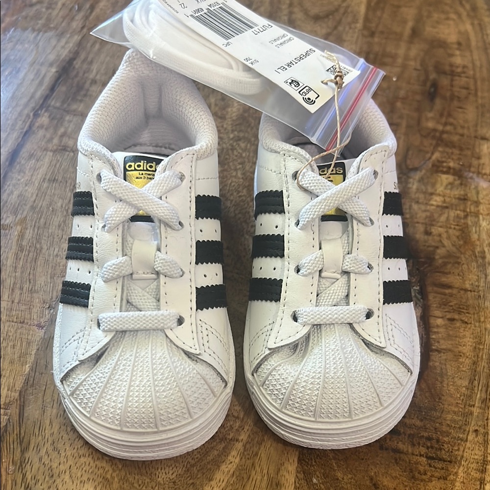 Adidas White and Black Superstar Sneakers Classic Design Boys Toddler/Baby